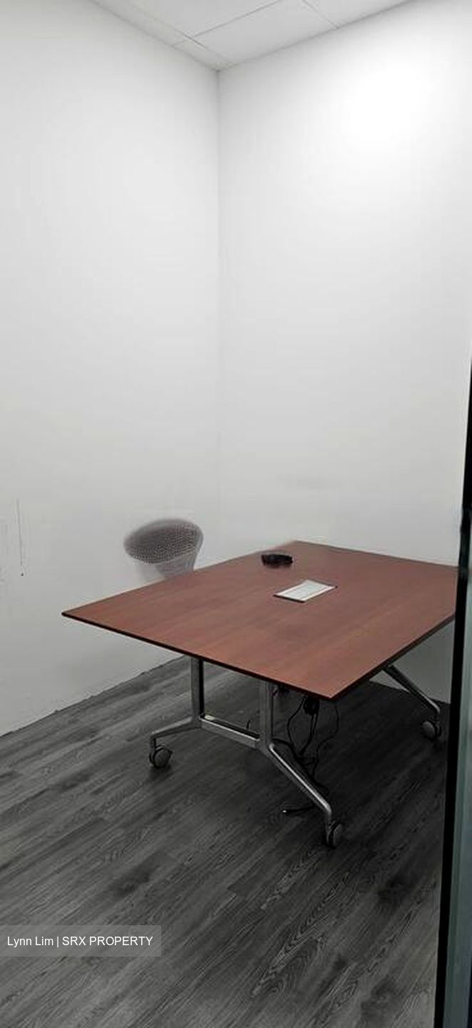 High Street Plaza (D6), Office #462581291